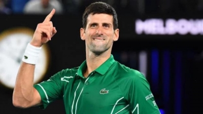 Novak Djokovic beats Rodger Federer to reach Australian Open final