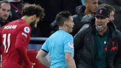 Liverpool boss Jurgen Klopp fined £30,000 by FA for red card against Man City