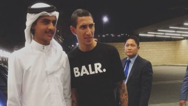 Angel Di Maria has arrived in Doha to undergo his medical ahead of a proposed £44m move from Manchester United to Paris Saint Germain.