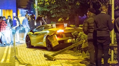 21yr old Nigerian man crashed his Lamborghini and Bentley worth £450,000, and said 'life goes on'